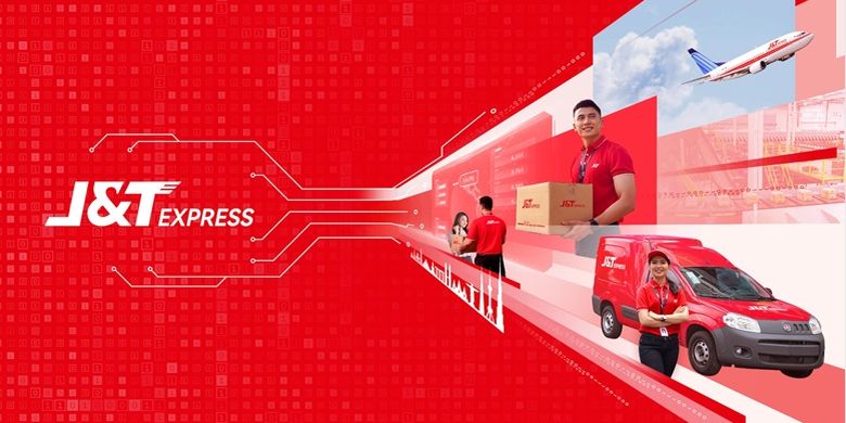 Kurir J&T Express memindahkan paket